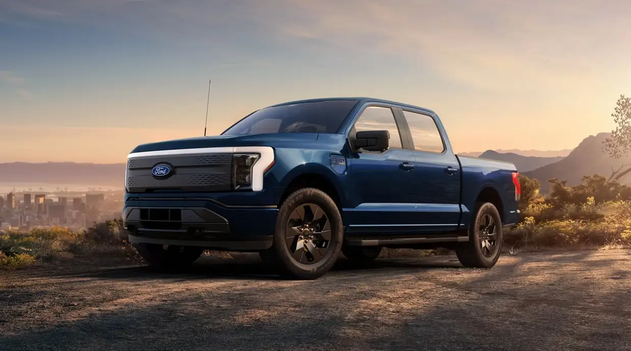 2025 Ford F-150 Lightning XLT